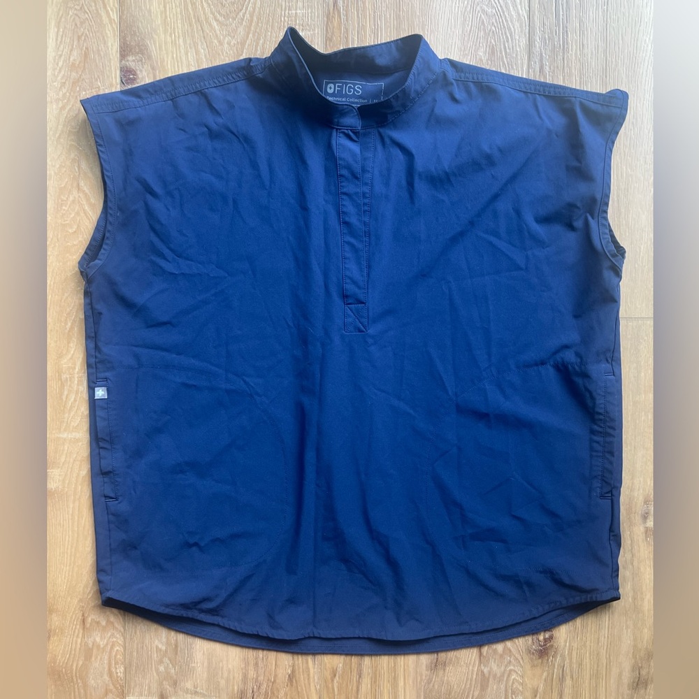 Figs Women's Navy Blue Top